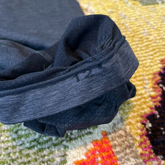 Lululemon In The Flow Crop II Heathered Inkwell, Size 12 - Picture 9 of 11